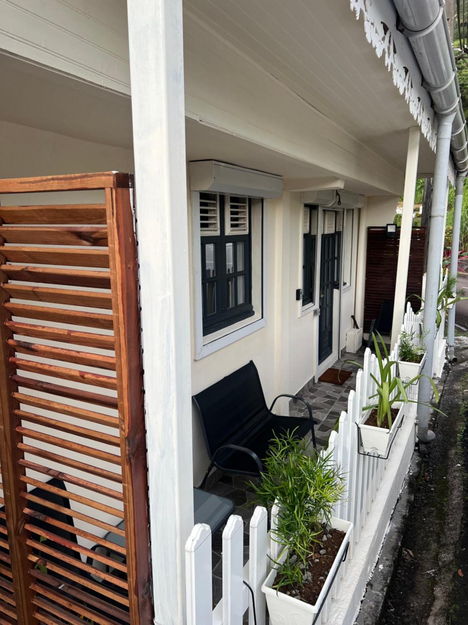 Le Ketmie Nature Et Decouverte Fond-Saint-Denis Ngoại thất bức ảnh